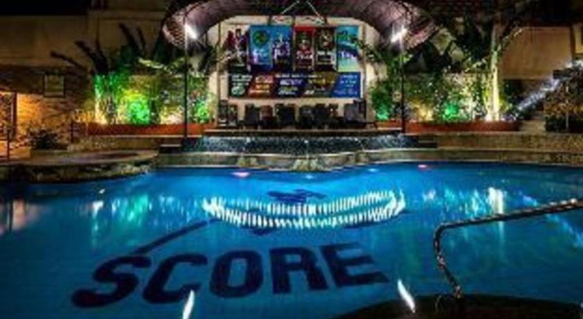 Score Birds Hotel Angeles Eksteriør bilde