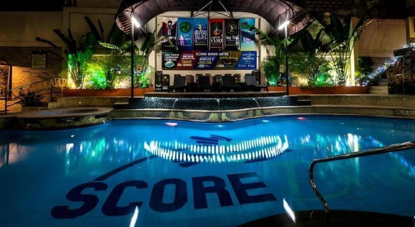 Score Birds Hotel Angeles Eksteriør bilde